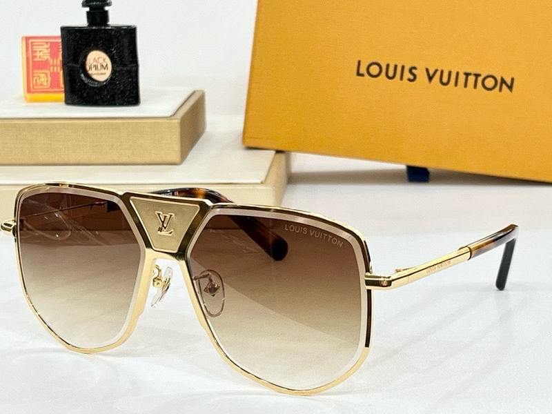 LV Sunglasses 866